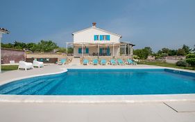 Villa Tanga